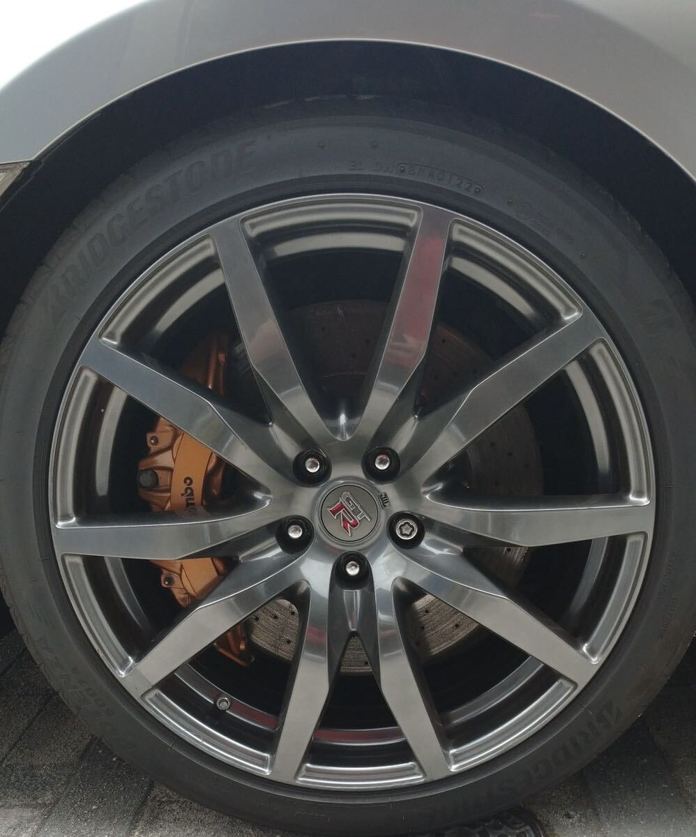 日産　GTR35 アルミホイール　色　ハイパーブルーブラッククロームカラーコート　１３ｍｌ　タッチペン　タッチアップ　ペイント　塗料
