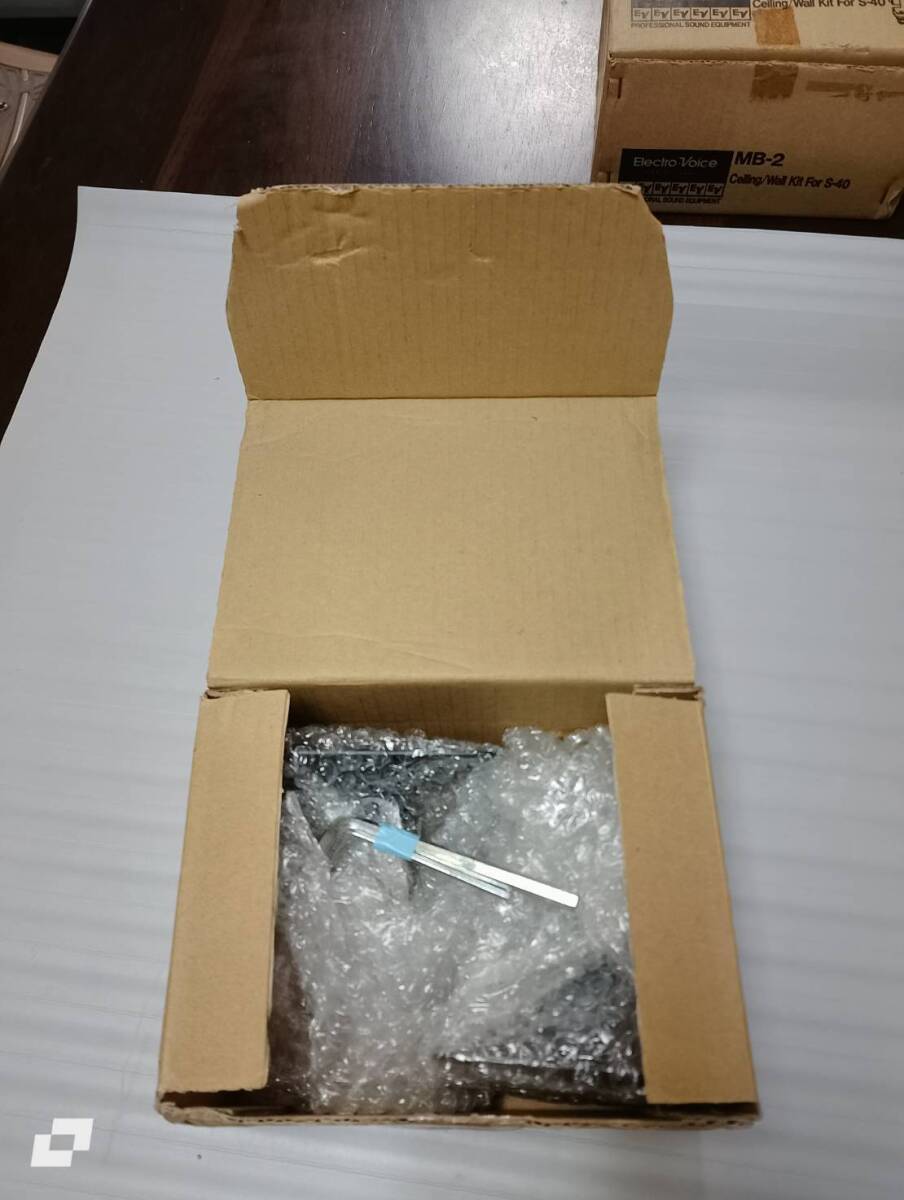 Electro-Voice / MB-2 ブラック　S-40用シーリングブラケット　2個ペア