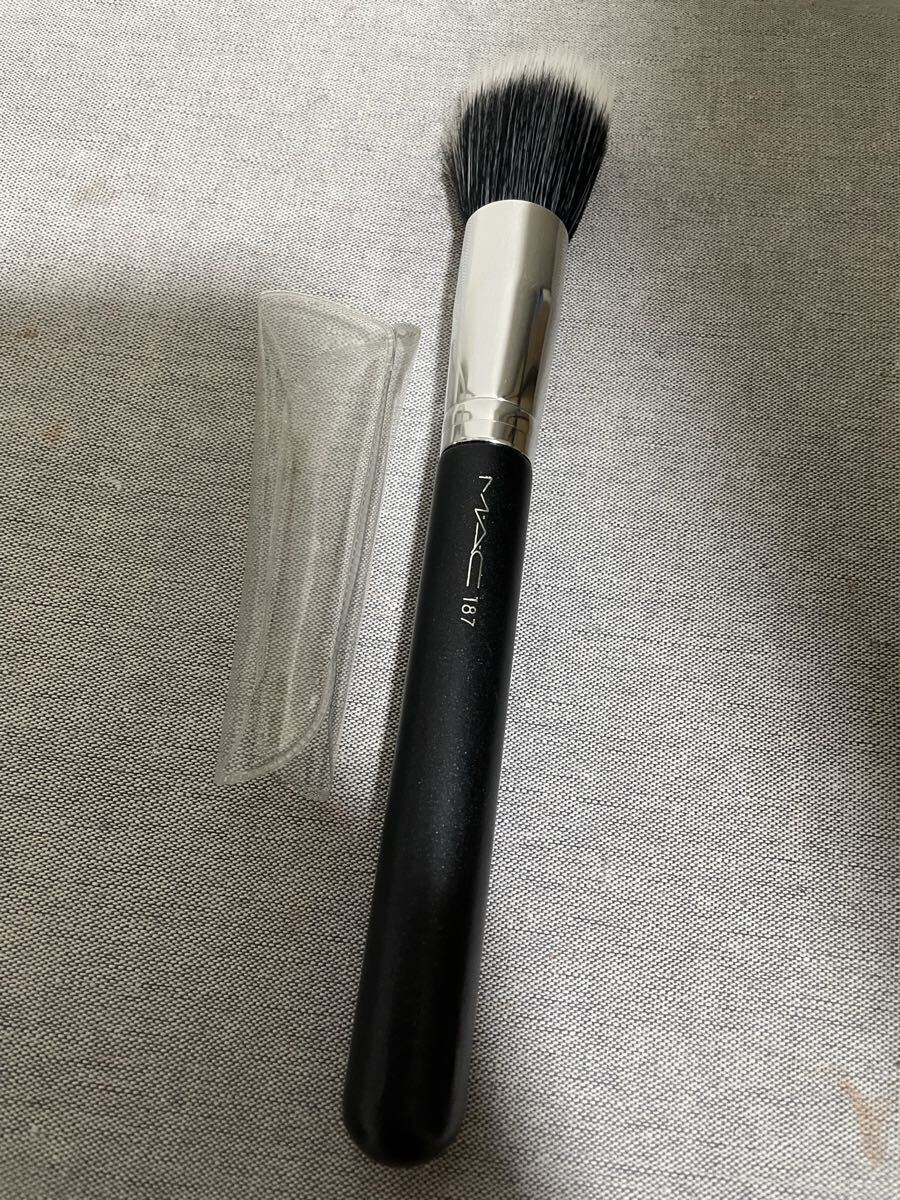 新同即決　MAC マック　ブラシ　パンソー　187 メイクブラシ　