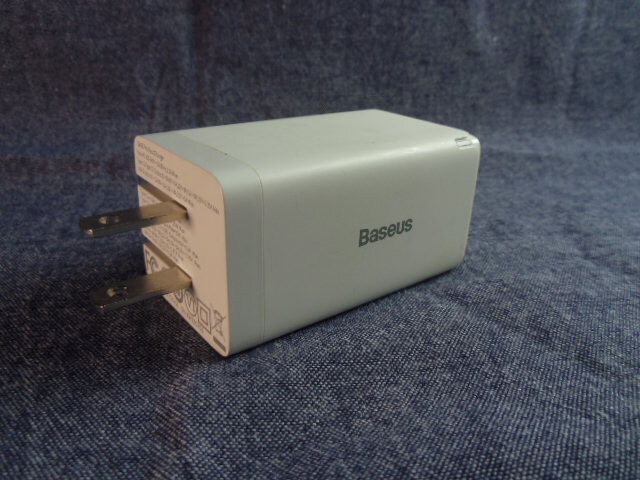 ＜＜　純正品　Baseus GaN5 Pro　65W 　急速充電器 コンセント　CCGAN65S5　＞＞ スマホ iPhone iPad 正規品 アダプター USB電源アダプタ