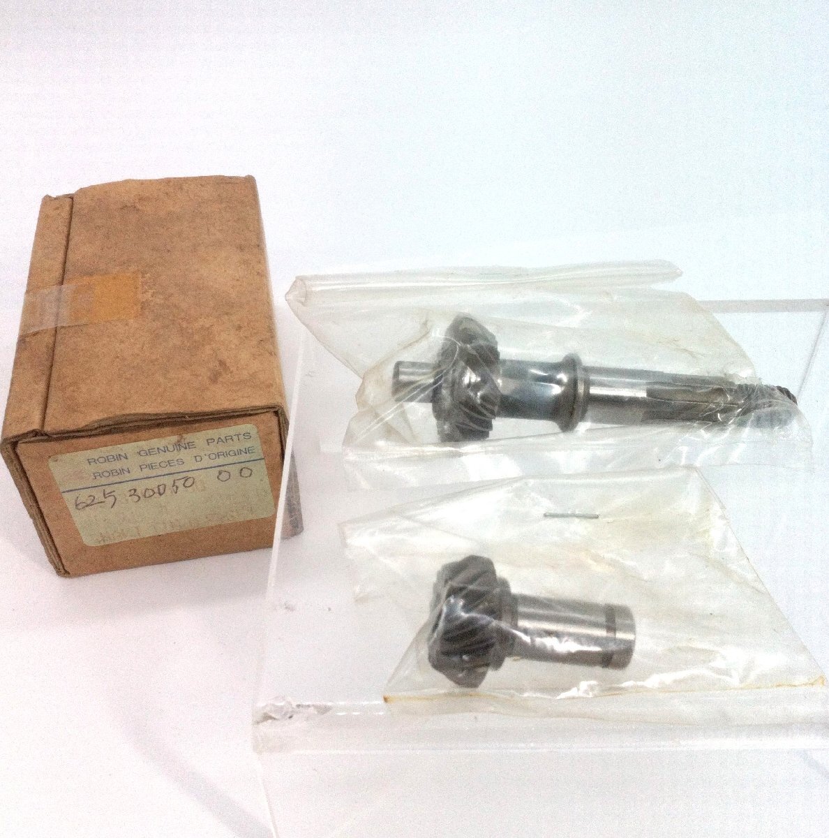 ロビン「ギヤー セット」「625-30050-00」現品のみ 未開封保管品 Robin 富士重工業 パーツ 部品 GEAR【道楽札幌】
