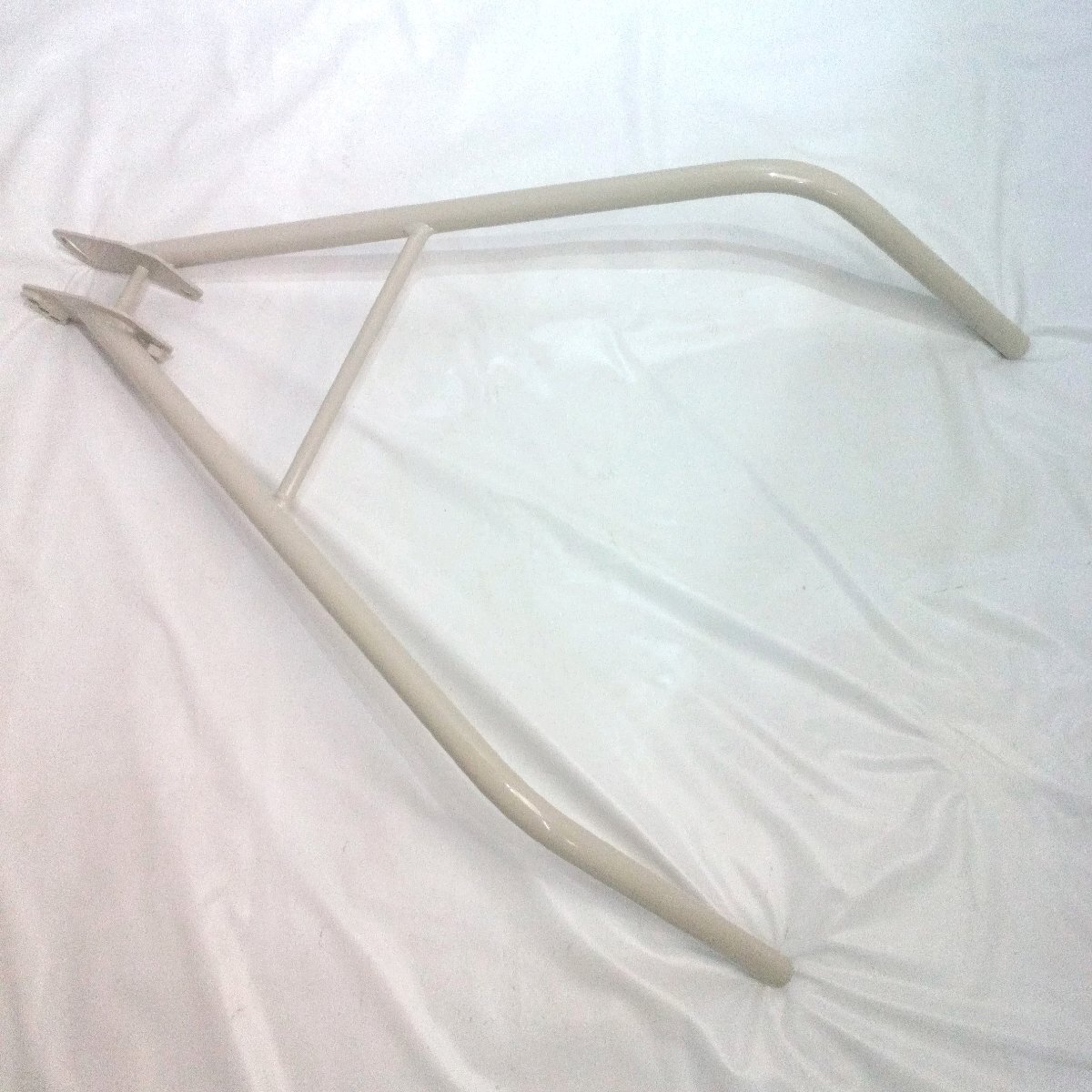 三菱農機 純正部品 1419-20510G0 ハンドル XMT0002463 シロ 未使用箱入保管品 現品のみ 農業機械 【道楽札幌】