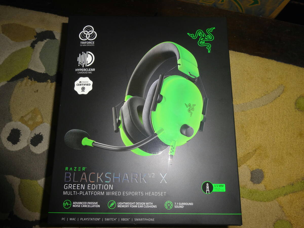 Razer ゲーミングヘッドセット BlackShark V2 X (Green)