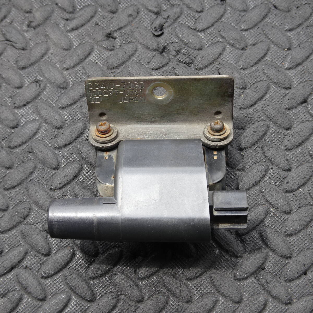 イグニッションコイル　IGコイル　33410-70G0　100297-0761　DENSO　デンソー　スズキ純正　SUZUKI　ジムニー　Jimmy　JA12　F6A