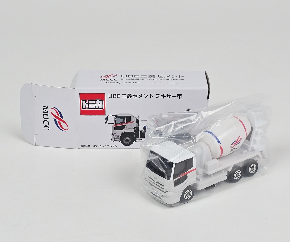 タカラトミー トミカ UBE三菱セメント MUCC ミキサー車 ミニカー