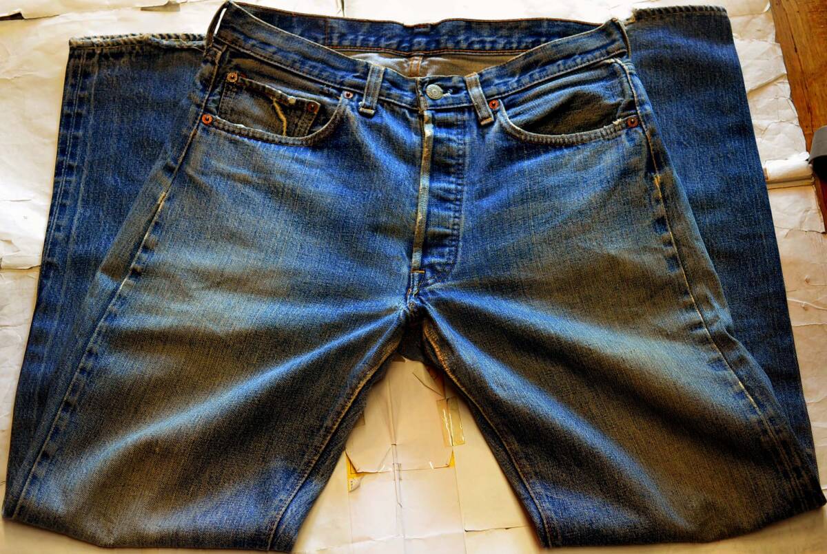 D477/LEVIS50166前期ヴィンテージ ゴールデンサイズ イエローステッチ！
