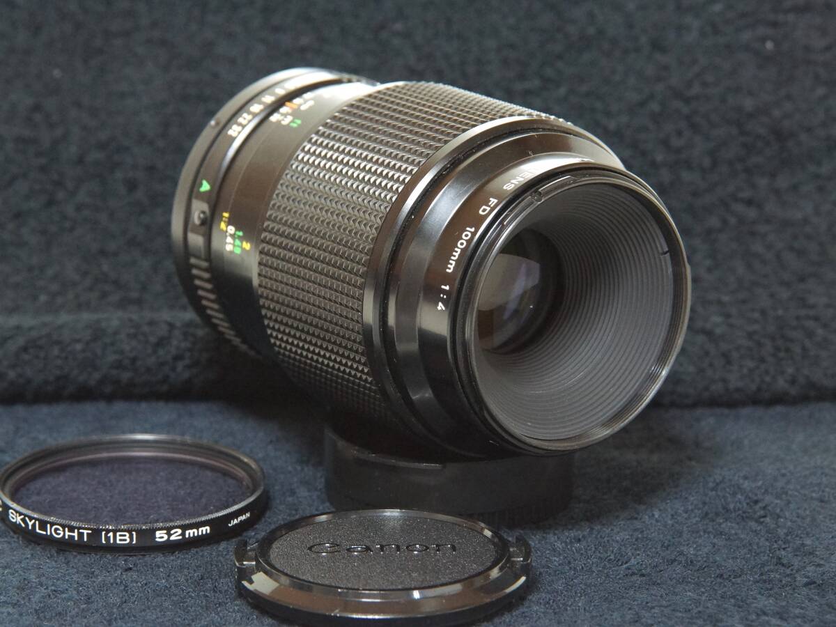 Canon NewFD100mmF４ 単焦点望遠マクロレンズ 【Operation Confirmed・動作確認済】