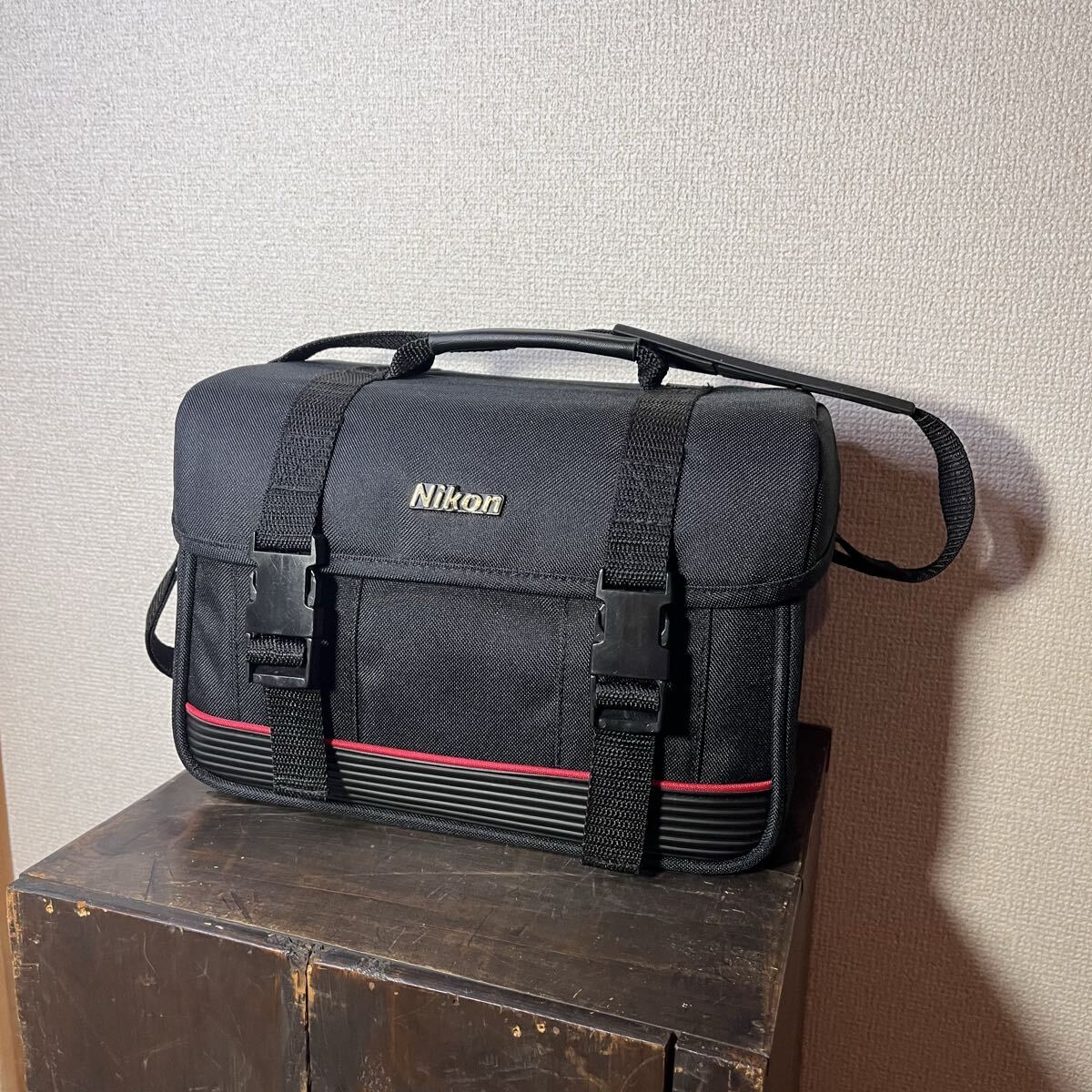美品 Nikon ニコン オリジナル カメラバッグ ショルダーバッグ