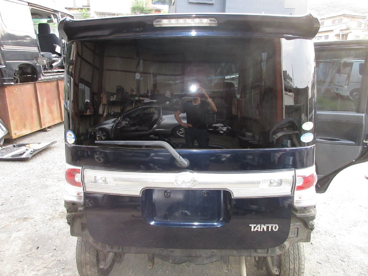 タント　カスタム　ＣＢＡーＬ３７５Ｓ　Ｈ２１年　Ｂ６８　リアゲート・バックドア　67005-B2670