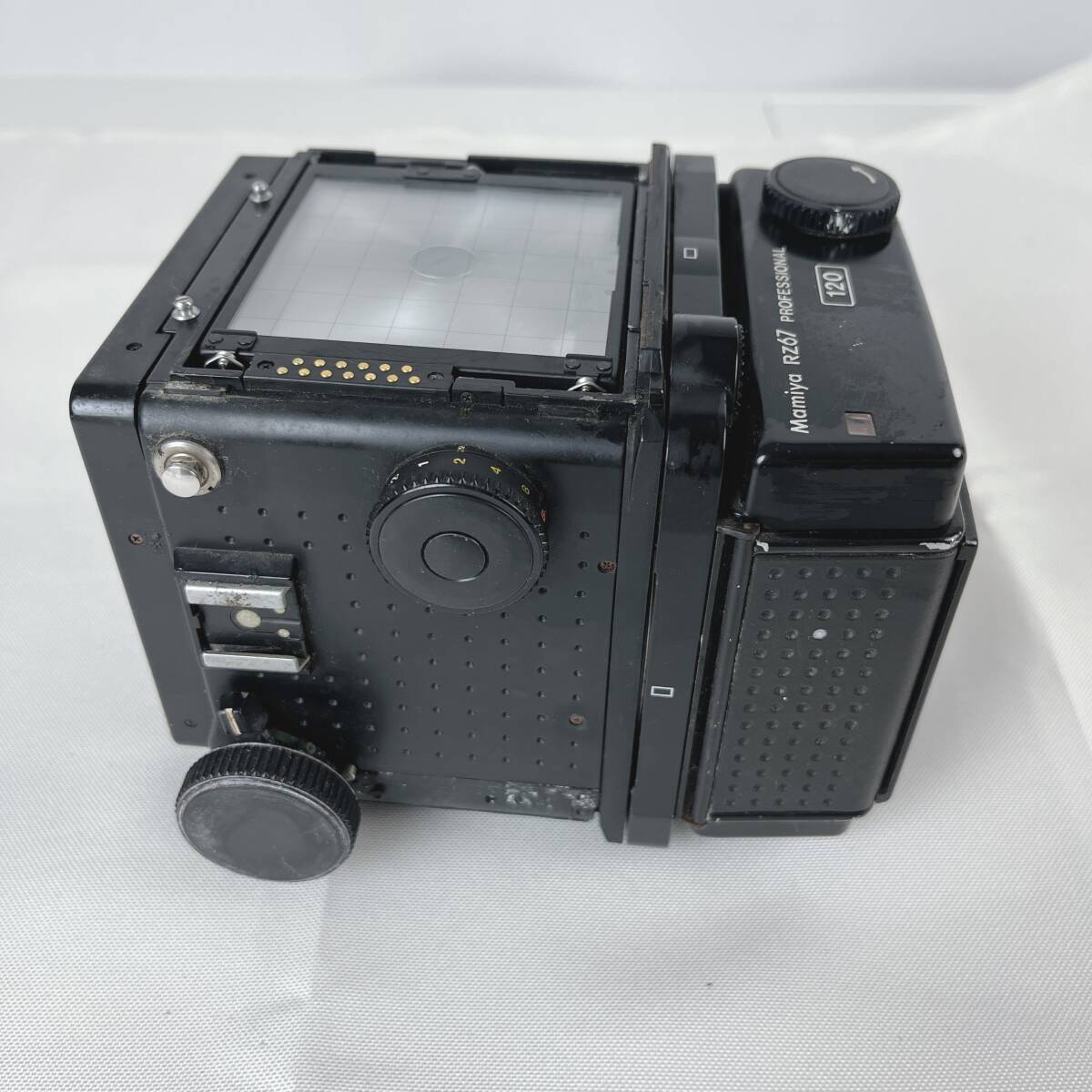 Mamiya マミヤ RZ67 PROFESSIONAL 中判フィルムカメラ ボディ　マミヤ フィルムフォルダー holder RZ67 Pro 120 付属　