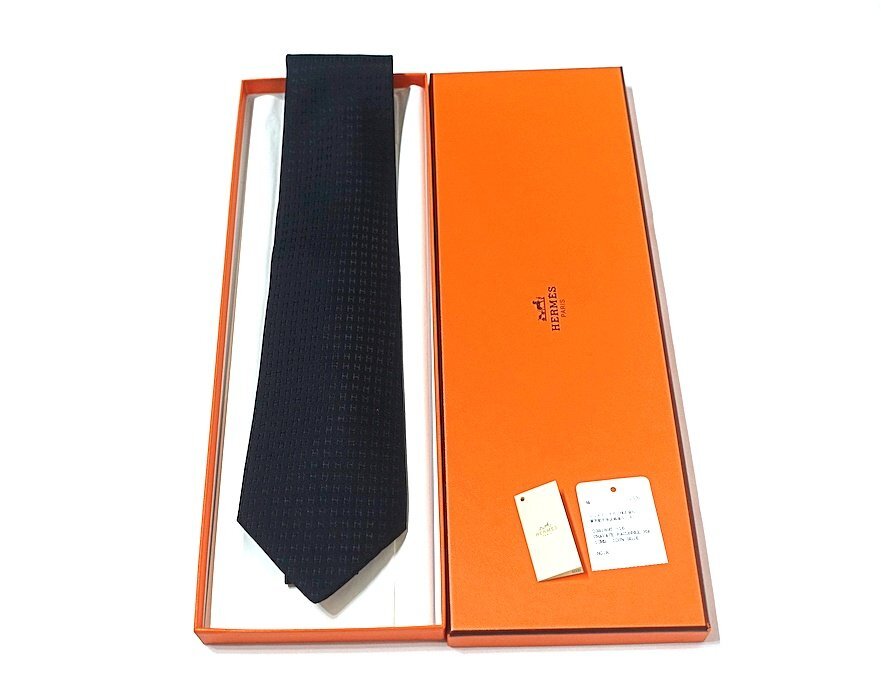 箱付 新品同様 HERMES エルメス CRAVATE FACONNEE H 9.1CMS ファソネ H柄 シルク ネクタイ ブラック 黒 Hロゴ 絹 大剣幅約9cm