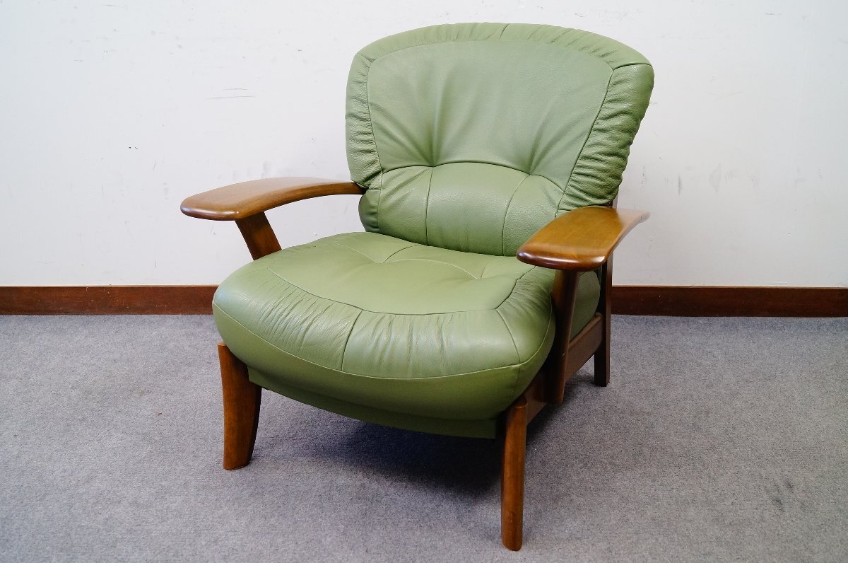 値下げ♪ カリモク/karimoku １人掛けソファ アームチェア 本革 廃盤品 直接引取歓迎