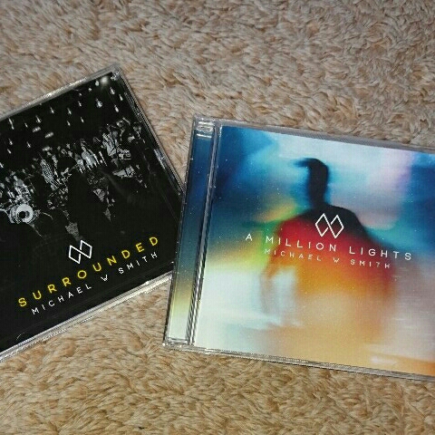 MICHAEL W. SMITHマイケル W スミス☆SURROUNDED☆A MILLION LIGHTS☆輸入盤アルバム２枚