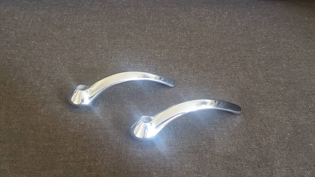 空冷VW　空冷ワーゲン　タイプ２　ワーゲンバス　アーリーバス　フロントドア インナーハンドル 純正used（241837225A）