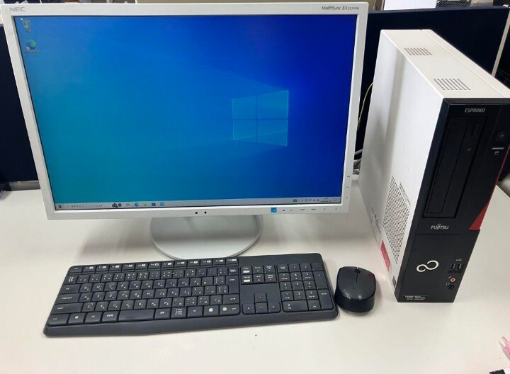 長崎発　デスクトップパソコン　22インチ　LCD-EA223WM-W3（白）中古　キーボード　マウス　セット