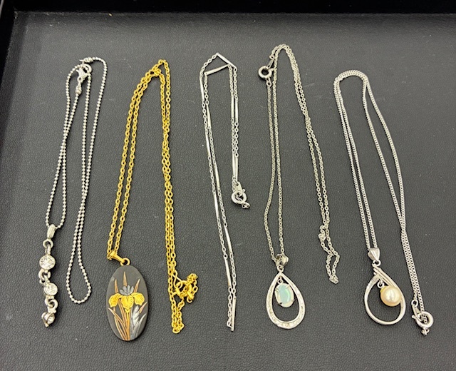 ☆大特価メッキネックレス おまとめ☆【 ネックレス 全5点 メッキ 約15.8g 】アクセサリー イミテーション 金・銀色 ファッション 368