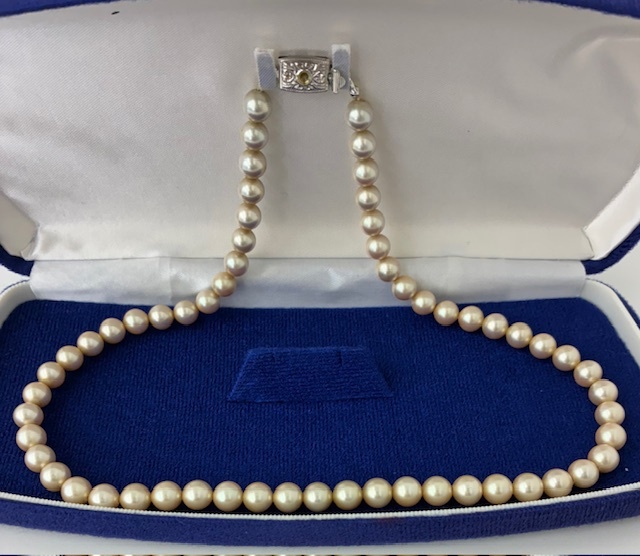 ★大特価【イミテーション パール ネックレス】アクセサリー pearl 冠婚葬祭 ホワイト ７～7.2mm玉 約48.5cm オシャレ シルバーメッキ 403
