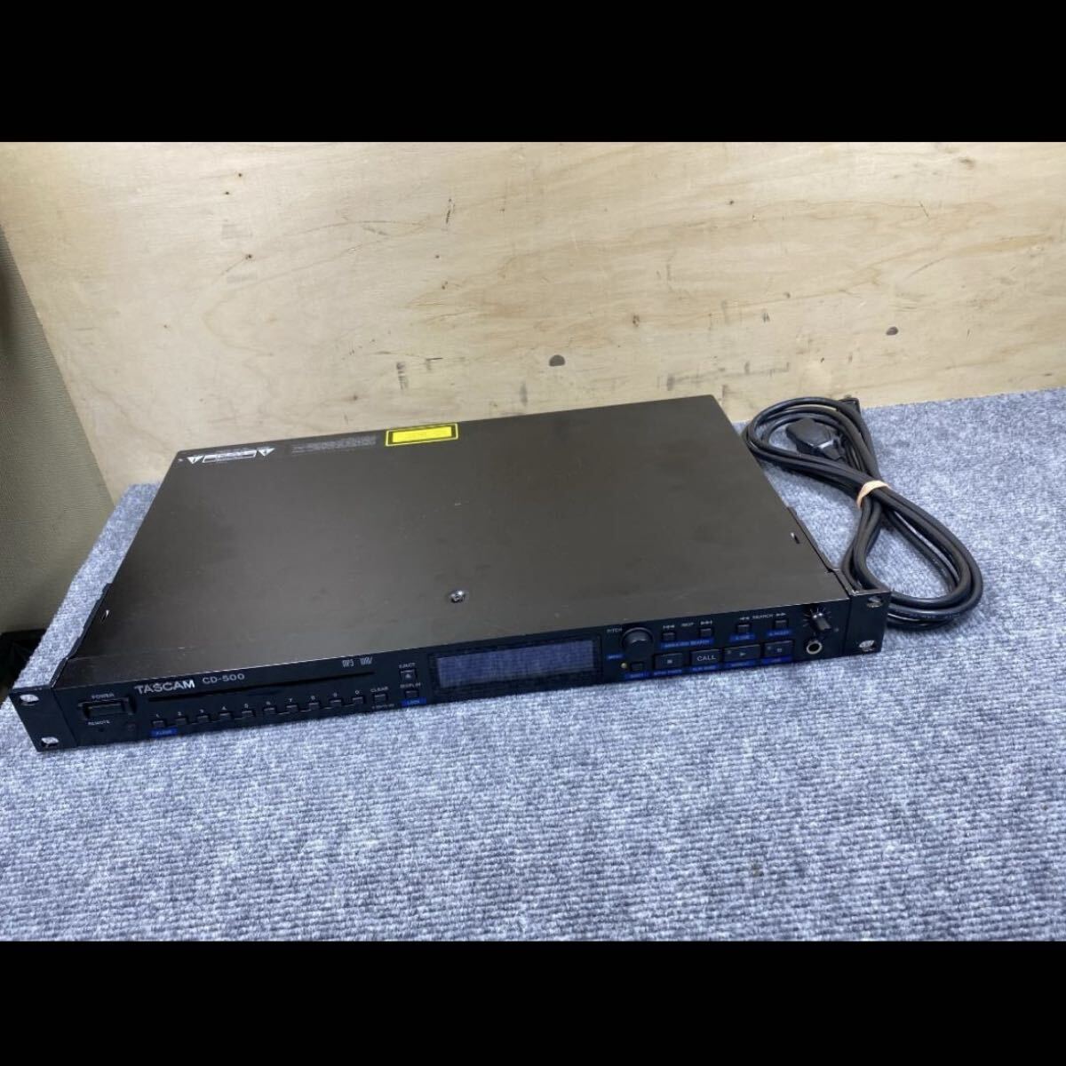 【美品】TASCAM CD-500 CDプレーヤー