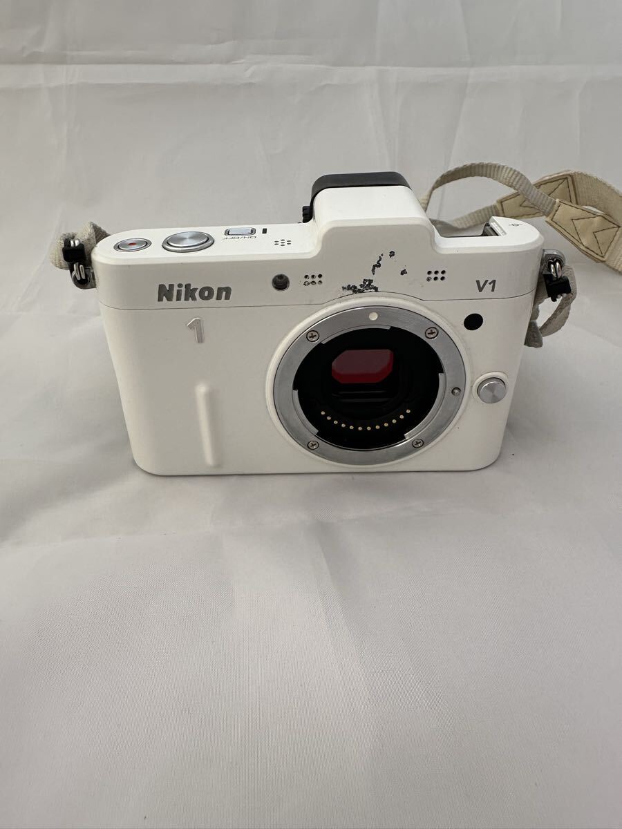 ニコン Nikon 1 V1 ホワイト 白 ミラーレス一眼カメラ #82702★