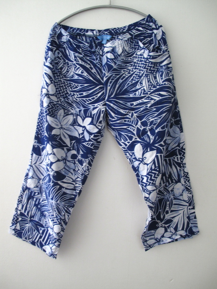 **美品 blueginger ハワイ アロハ　レディースパンツ ウエストゴム 紺白 M