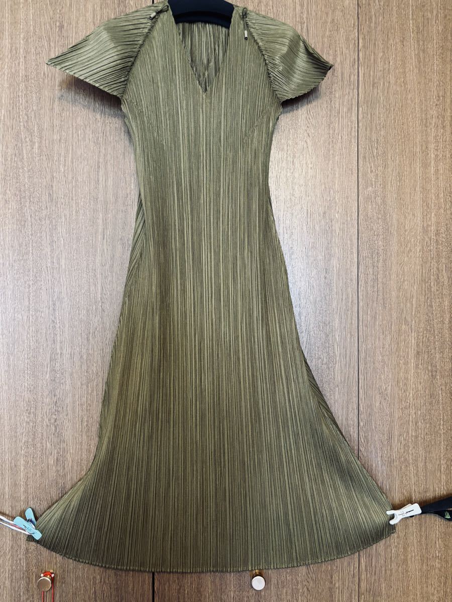 超美品 ISSEY MIYAKE 半袖 ロングワンピース