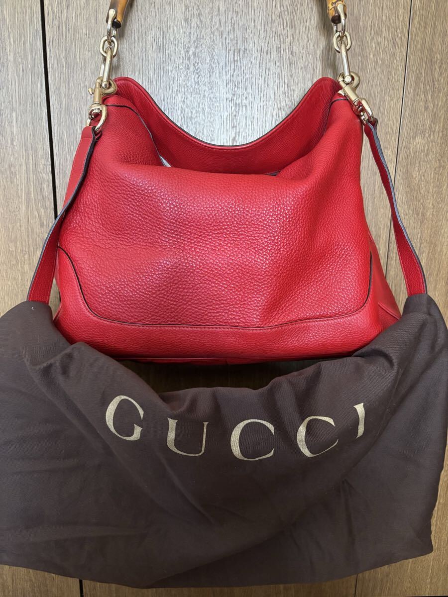 GUCCI レザー ショルダーバッグ