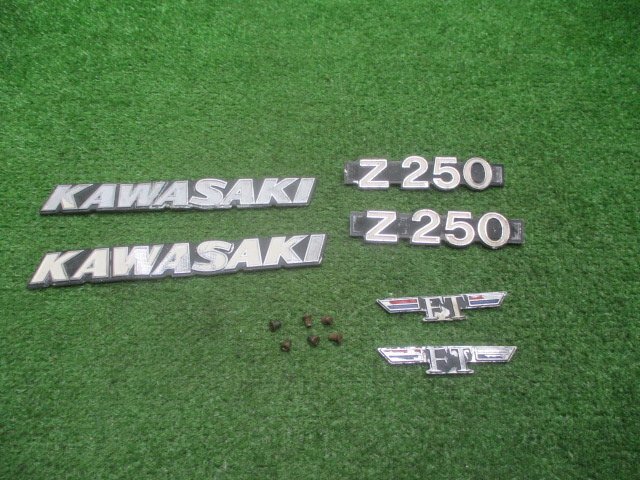 Z7I07 Z250FT タンクエンブレム サイドカバーエンブレムセット 当時物 希少 レア T BHN