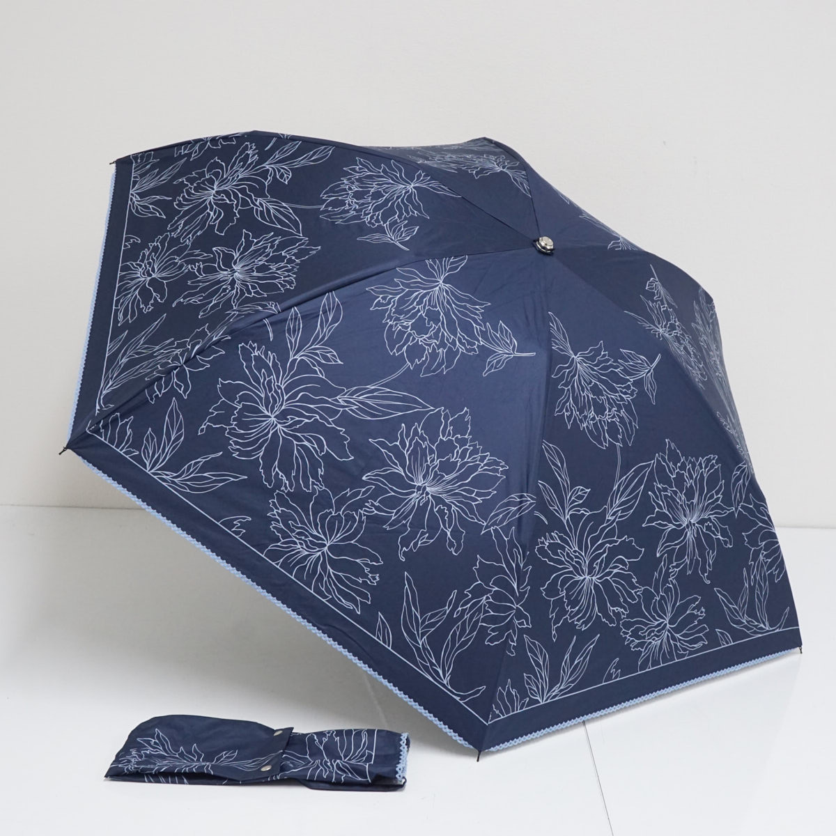 折りたたみ日傘 CHARLES JOURDAN シャルルジョルダン USED美品 晴雨兼用 花柄 フラワープリント ネイビー 遮光 UV 53cm FA9247
