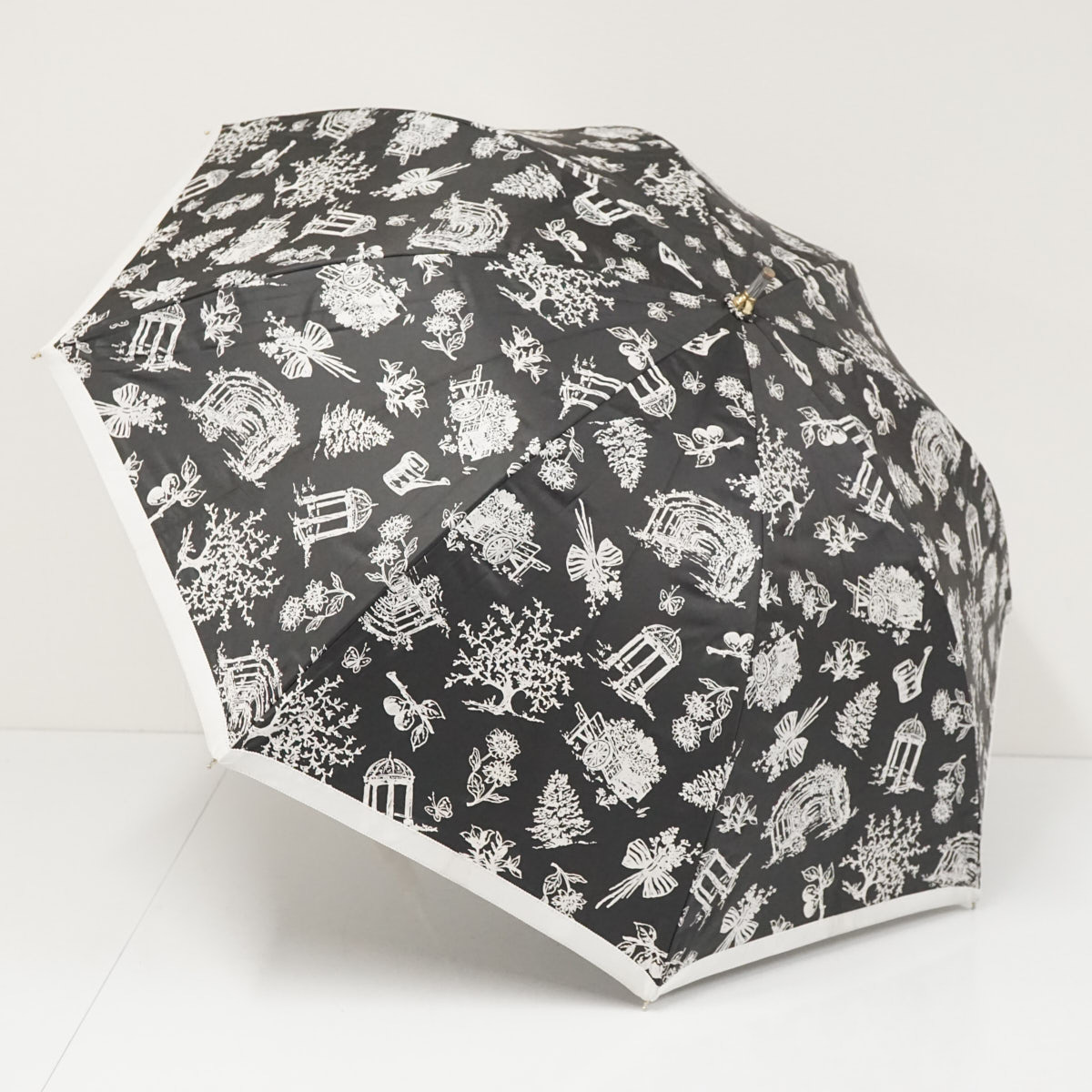 晴雨兼用日傘 MOONBAT ムーンバット USED美品 フラワー 建物 洋風 ブラック 遮光 UV 55cm　A3098