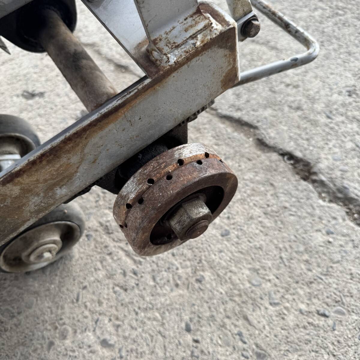 {$data['title']拍卖