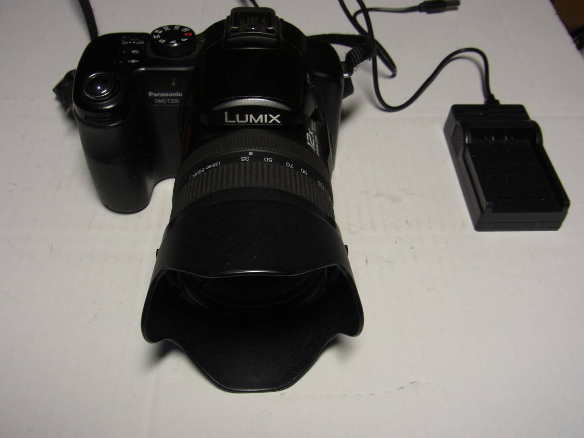 ★オールトデジカメ★パナソニック Panasonic LUMIX DMC-FZ30 12x バッテリー付き 動作品★