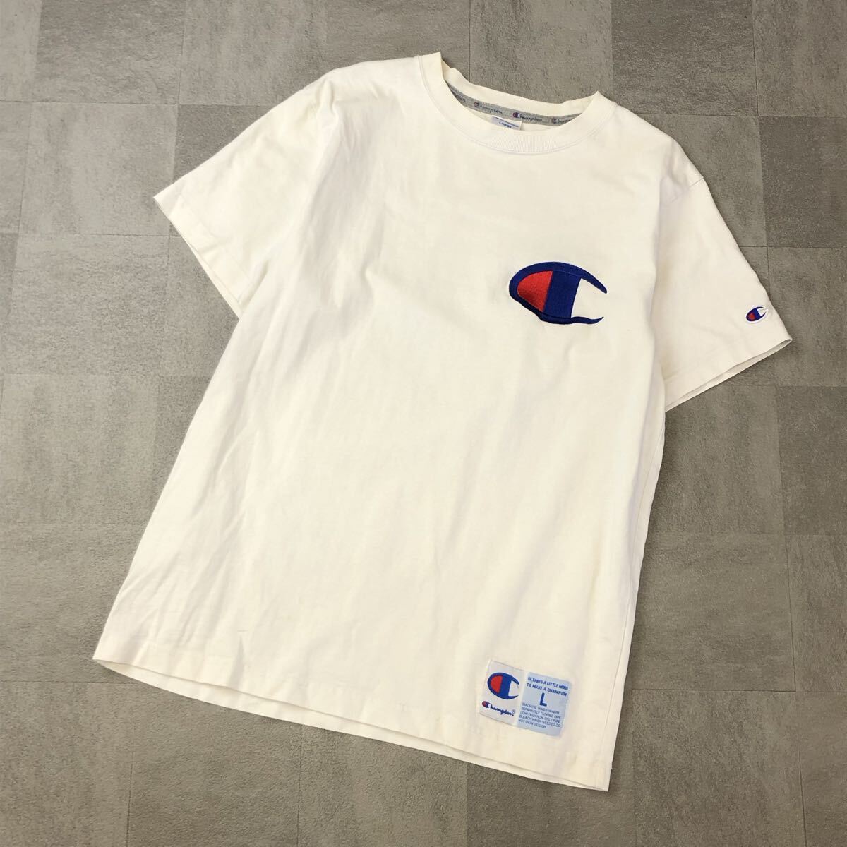 チャンピオン Champion BIG刺繍　半袖Tシャツ 半袖カットソー　コットンシャツ　カジュアル　ホワイト白　サイズL 古着