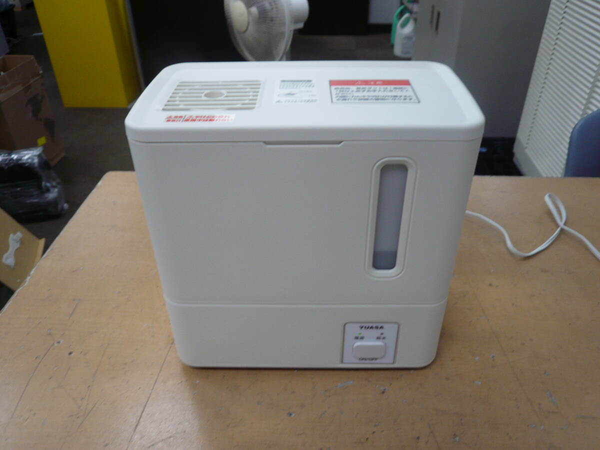 中古　YUASA　スチーム加湿器YHY-035T（WH）2016年製【X313】送料無料（北海道沖縄離島佐川急便中継料金がかかる地域は除く）