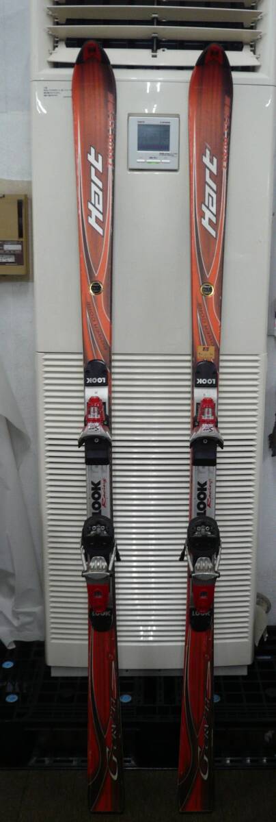 中古　Hart TWINTUBE　スキー板　長さ約185㎝【X-336】送料無料（北海道・沖縄・離島・佐川急便中継料金がかかる地域は除く）