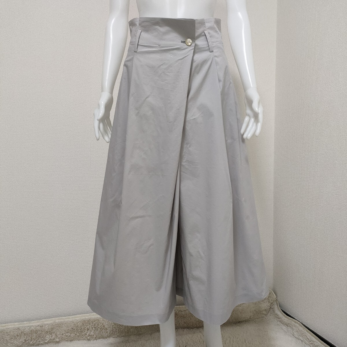 Ballsey ボールジィ コットンポリエステル タックラップパンツ ワイドパンツ アシンメトリー ウエストリボンベルト ライトグレー 36 M