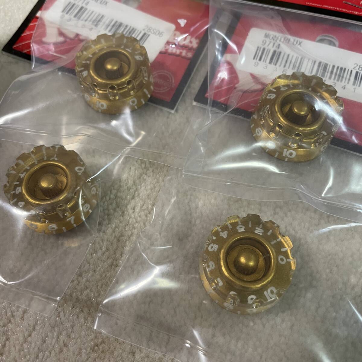 MONTREUX ミリ規格 スピードノブ SPEED KNOB GOLD 未使用新品 EMG レスポール ギブソン
