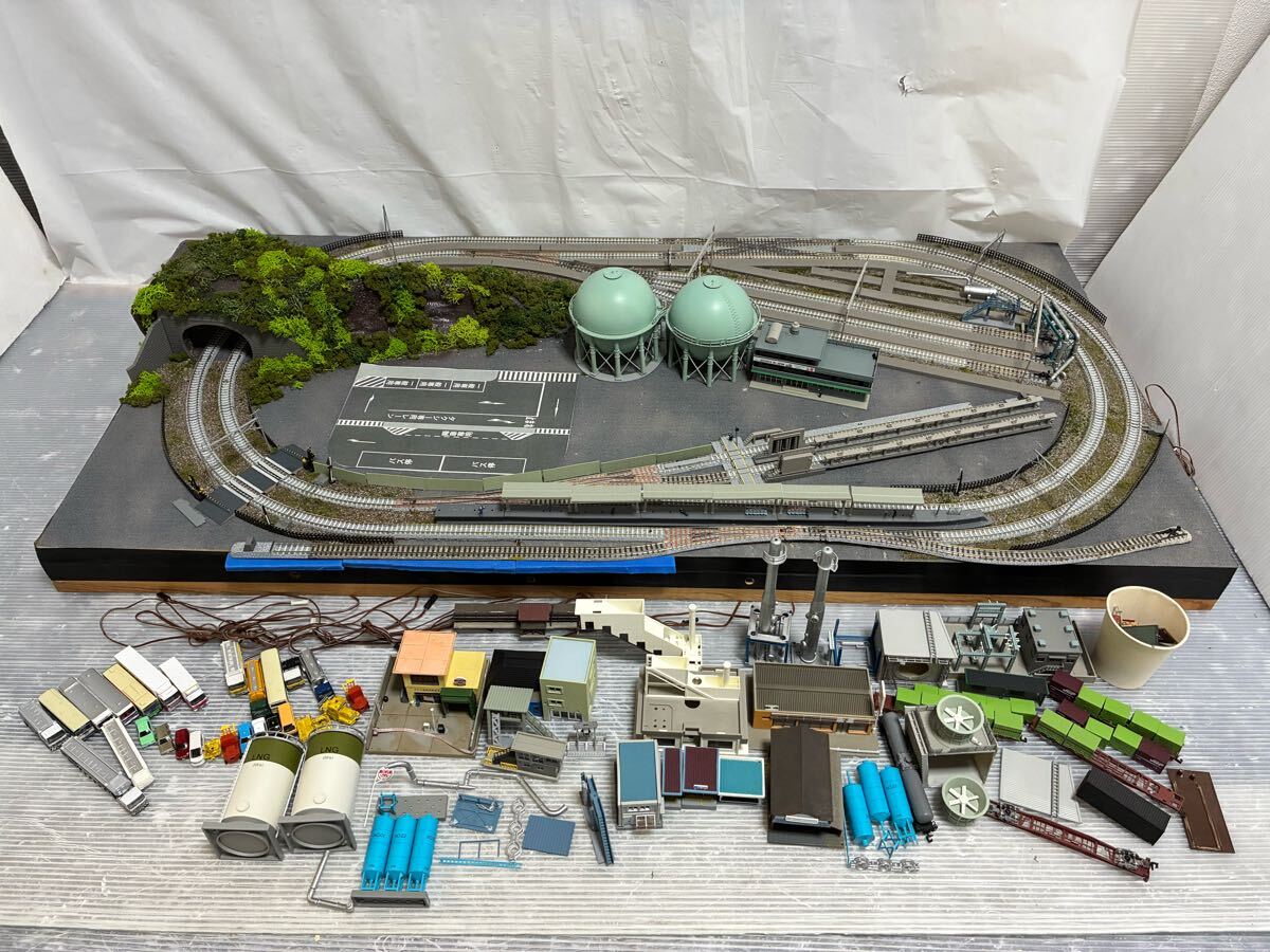 N251 鉄道 ジオラマ レイアウト 複線 Nゲージ 駅前ロータリー コンビニ 給油所 TOMY トミーテック 120×60×20cm 特大サイズ 直接受渡のみ
