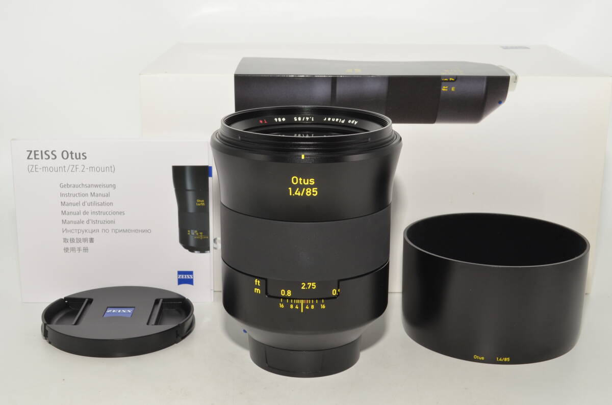 【特上品】 Carl Zeiss カールツァイス Otus 1.4/85 ZE OTUS1.4/85ZE キヤノンEFマウント用　＃8575