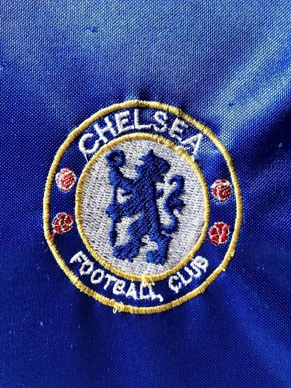 CHELSEA フットボールユニフォーム　Size 18