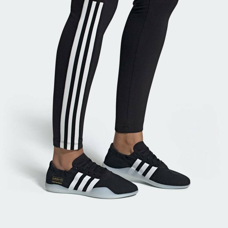 アディダス オリジナルス テコンドー チーム ビンテージシューズ バレエフラット キャンバス素材 TAEKWONDO TEAM adidas