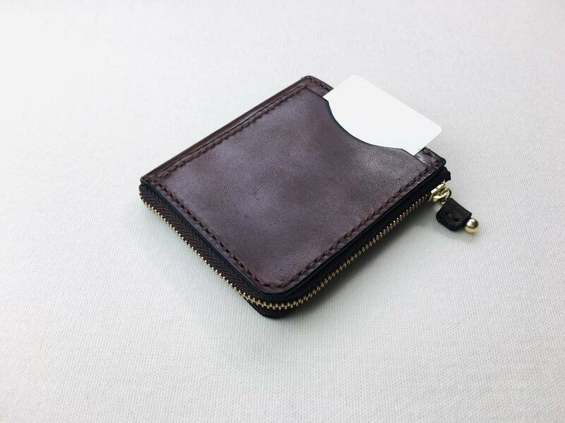 【手縫】チョコ色L字型小さなお財布（カード、お札、小銭が入ります）