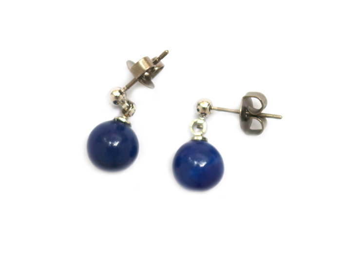天然宝石　ラピスラズリ丸玉ピアス　スウィングタイプ（チタン金具）8mm