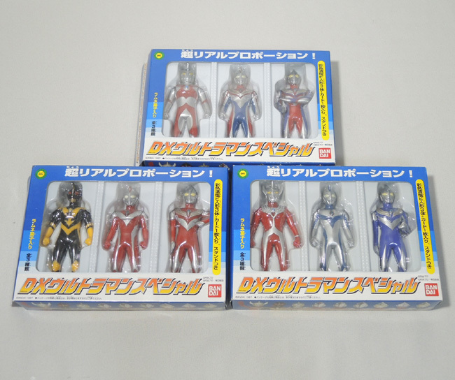 BANDAI（バンダイ）／超リアルプロポーション塩ビ人形/DXウルトラマンスペシャル A・B・Cセット ／管QAZP
