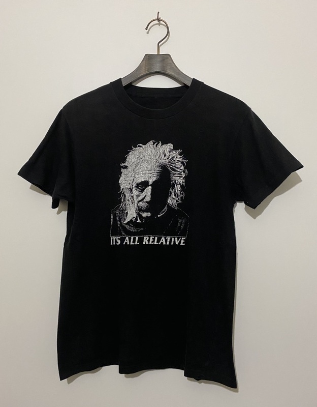 80's ビンテージ☆Albert Einstein アインシュタイン 偉人プリント Tシャツ 黒 ブラック IT'S ALL RELATIVE コピーライト入り