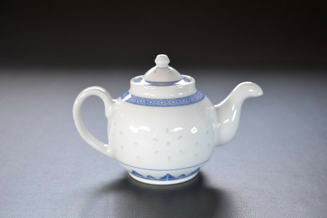古い急須 景徳鎮製 蛍透かし 検索用語→A煎茶道具中国美術