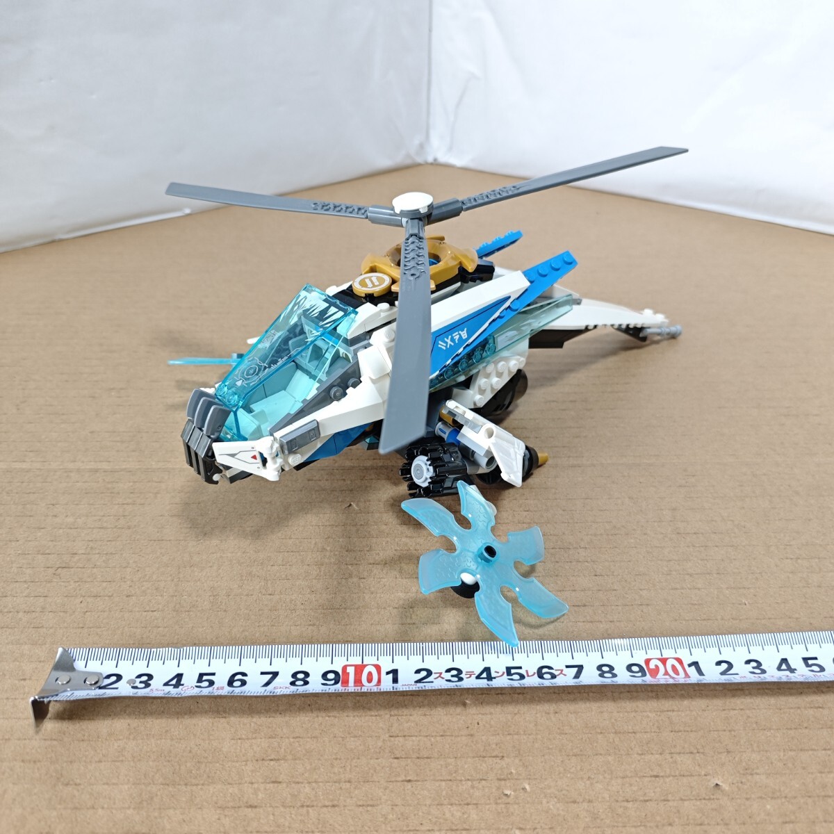 レゴ ニンジャゴーゼンのアイスバスター LEGO 手裏剣 ビークル 乗り物 飛行機 ヘリコプター メカ 機械 パーツ ホワイト ブルー 剣 武器