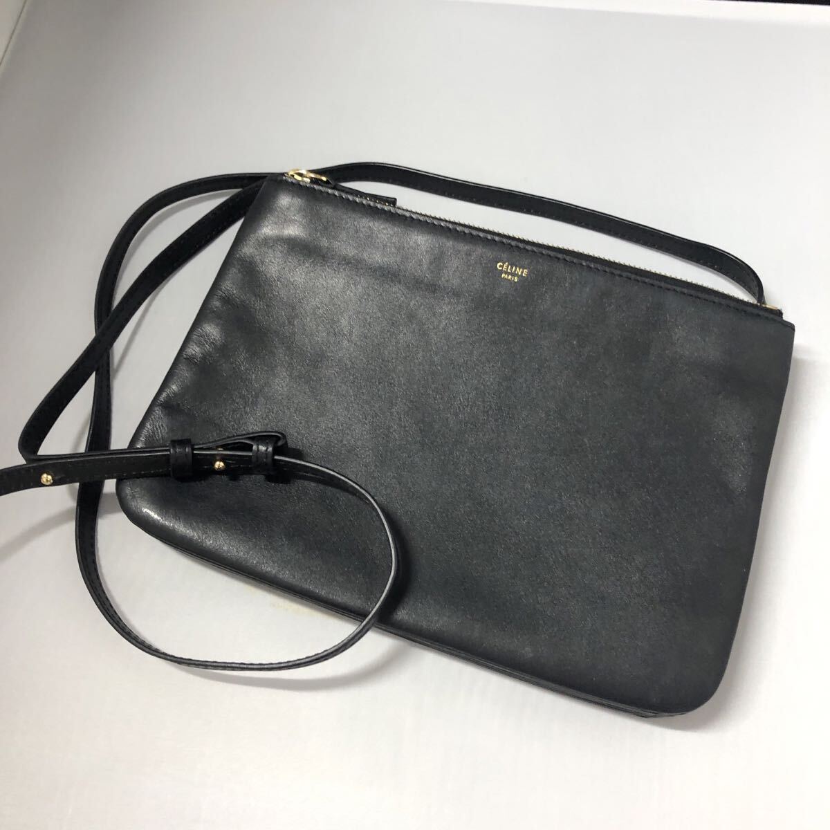 CELINE セリーヌ Trio トリオ ブラック ショルダーバッグ クロスボディ 斜め掛け　レザー　真贋済み　60サイズ