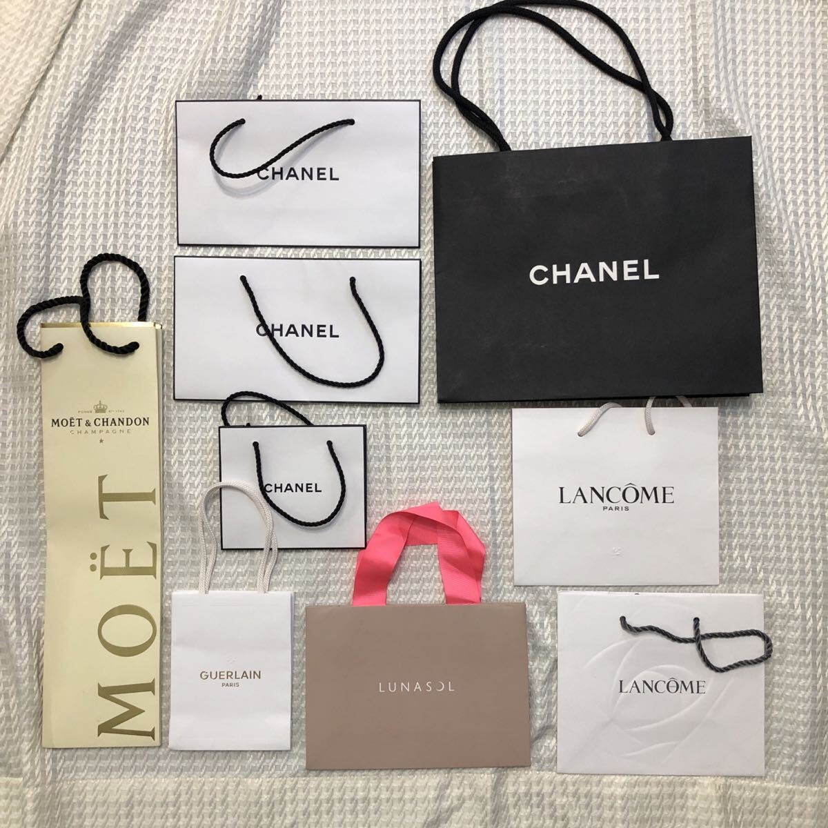 CHANEL シャネル MOET LANCOME LUNASOL GUERLAIN ショッパー　 紙袋 ショップ袋　 ブランド　9枚セット　80サイズ