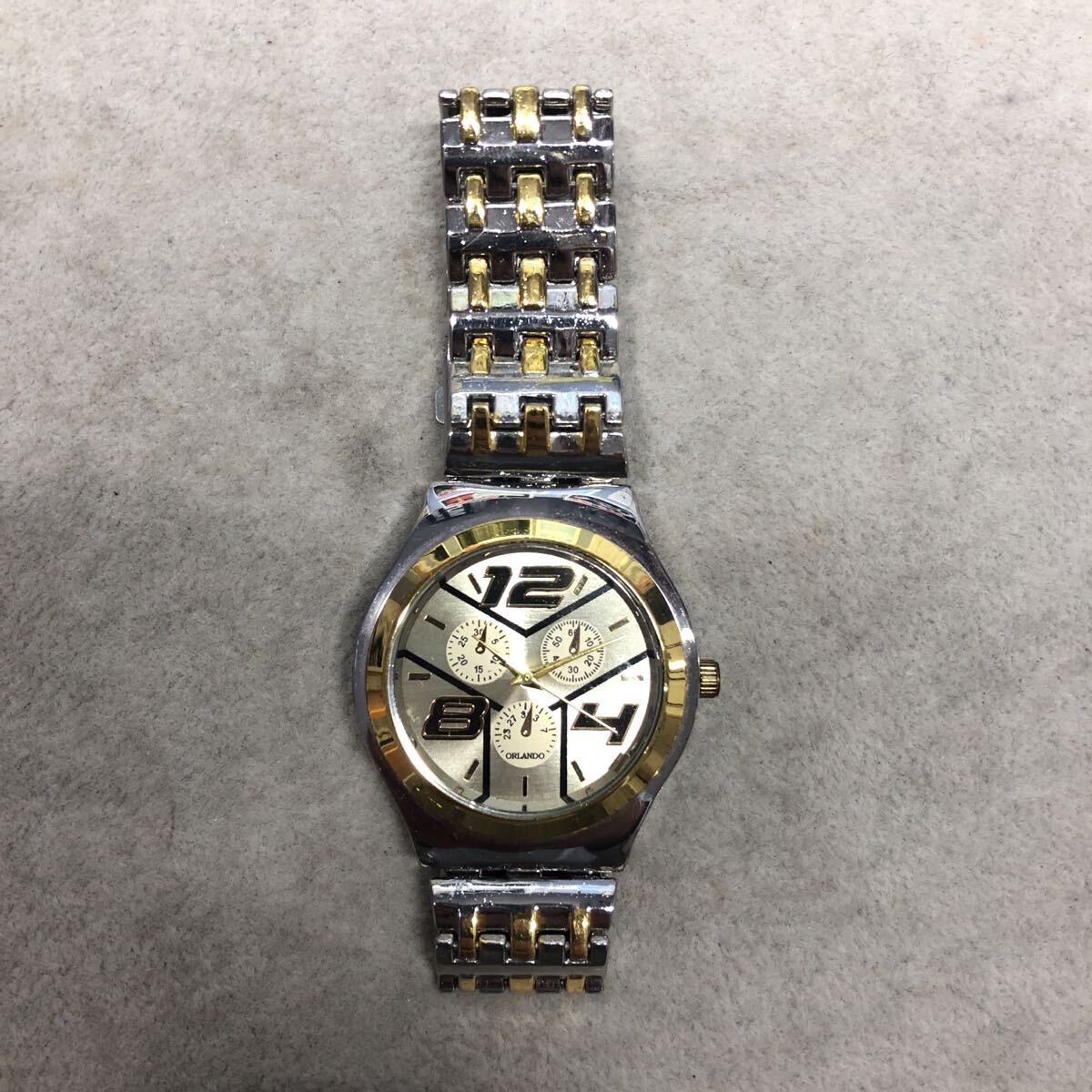 ORLANDO 腕時計　時計　不稼働品　ジャンク　部品取り　60サイズ