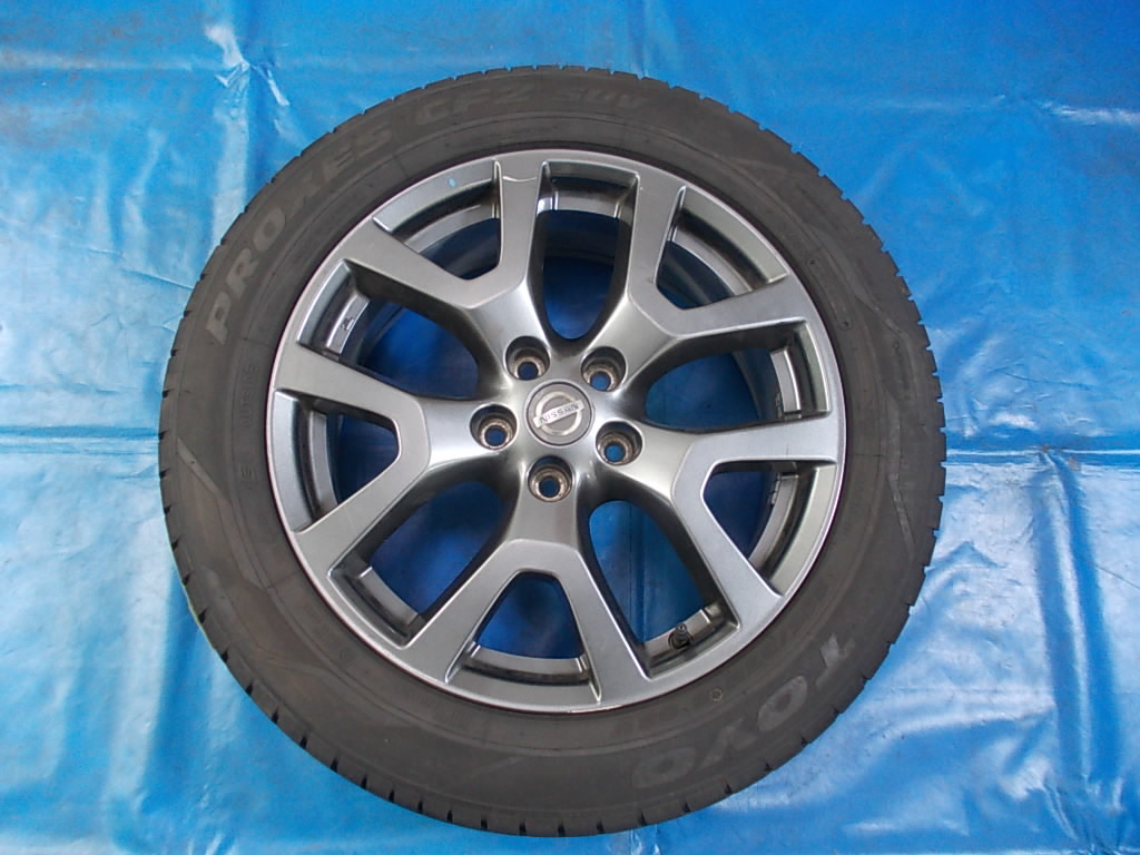 ★中古★DBA-NT31★エクストレイル★■225/55Ｒ18　98V■18×7J+40■タイヤ、純正アルミホイール1本①